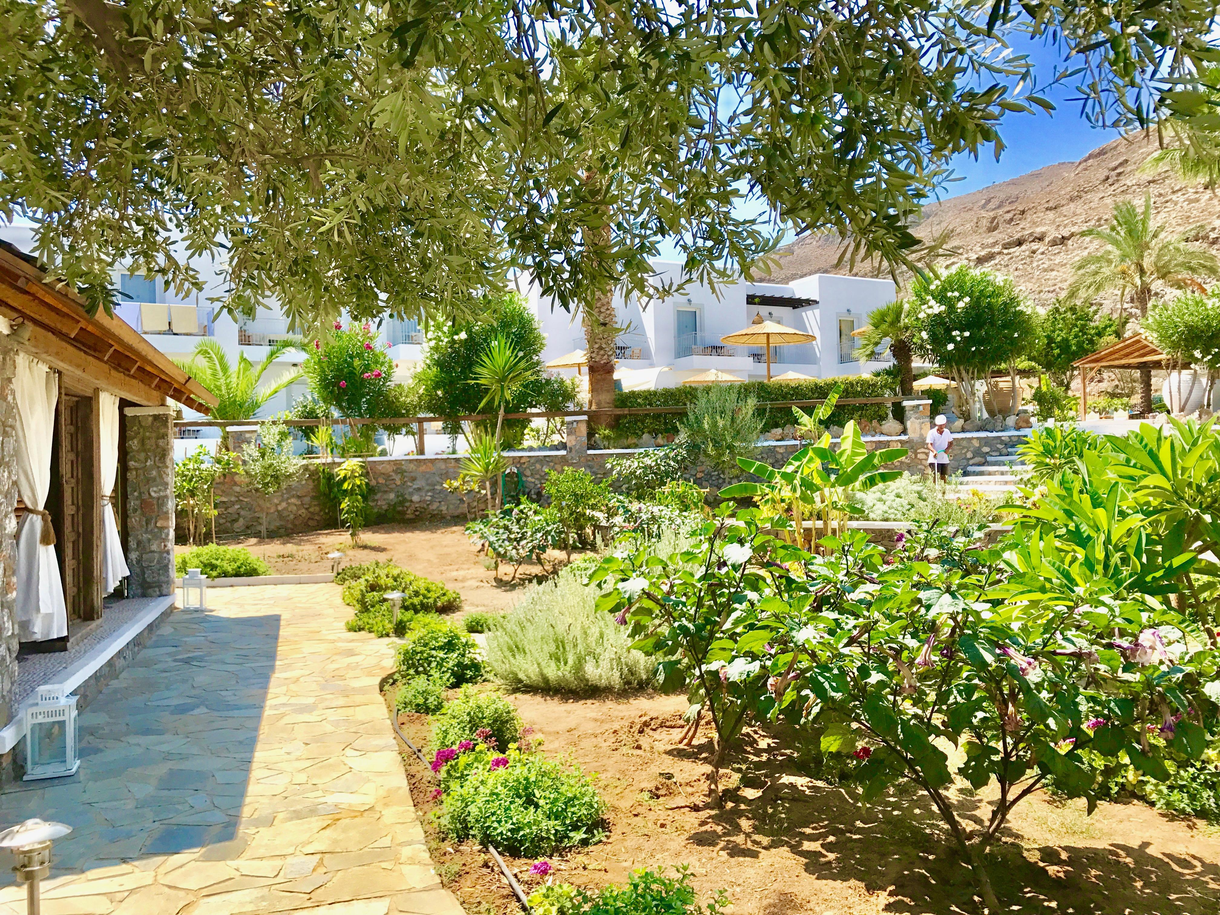 Caesars Gardens Hotel & Spa - Adults Only لينثوس المظهر الخارجي الصورة