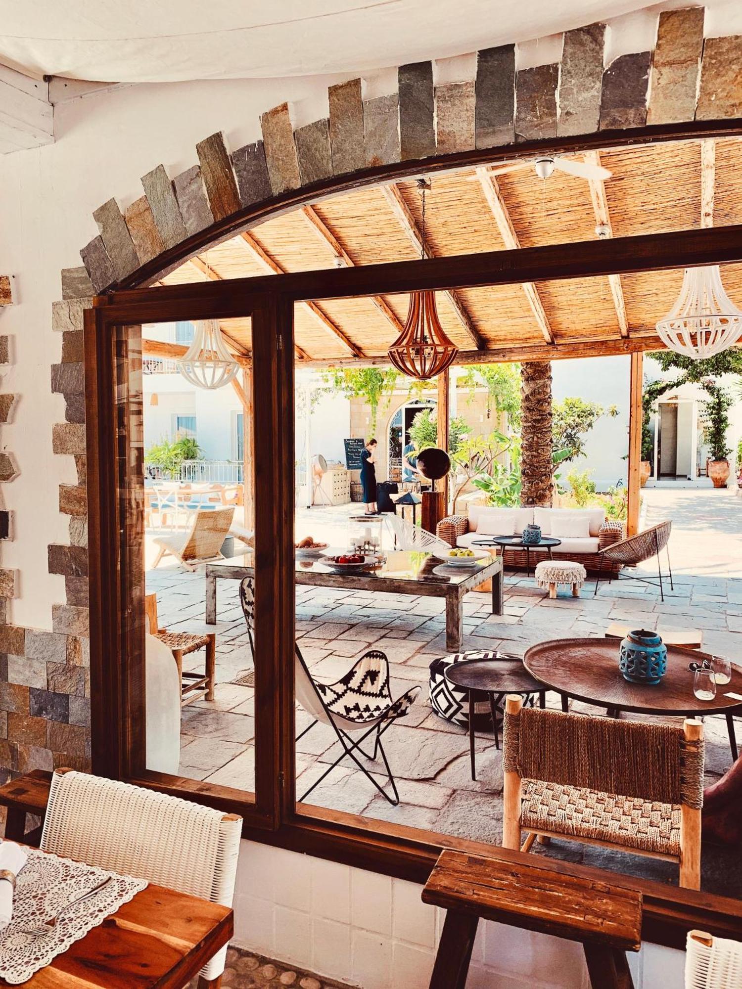 Caesars Gardens Hotel & Spa - Adults Only لينثوس المظهر الخارجي الصورة
